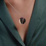 Why Minimalist Gold Accessories Are Winning Daily Wear